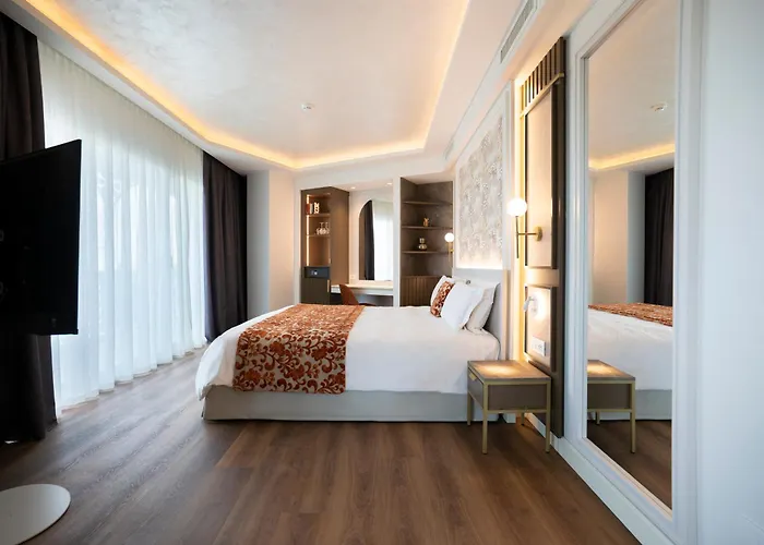 Tritone Luxury Hotel Thermae & Spa